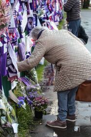 L'ultimo saluto ad Astori: i tifosi della Fiorentina in massa a Coverciano 10