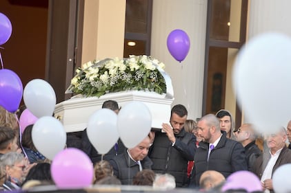 Desirée, l'addio di amici e parenti 4