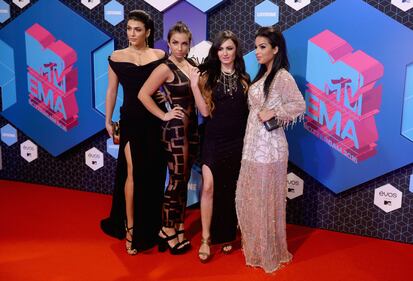 Elettra Lamborghini e la scollatura profonda agli Mtv Awards 3