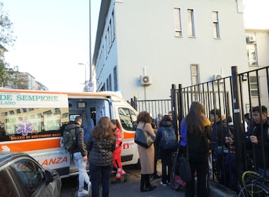 Incendio doloso in una scuola milanese 4