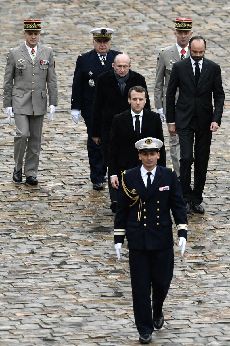 La Francia s'inchina al gendarme eroe 7