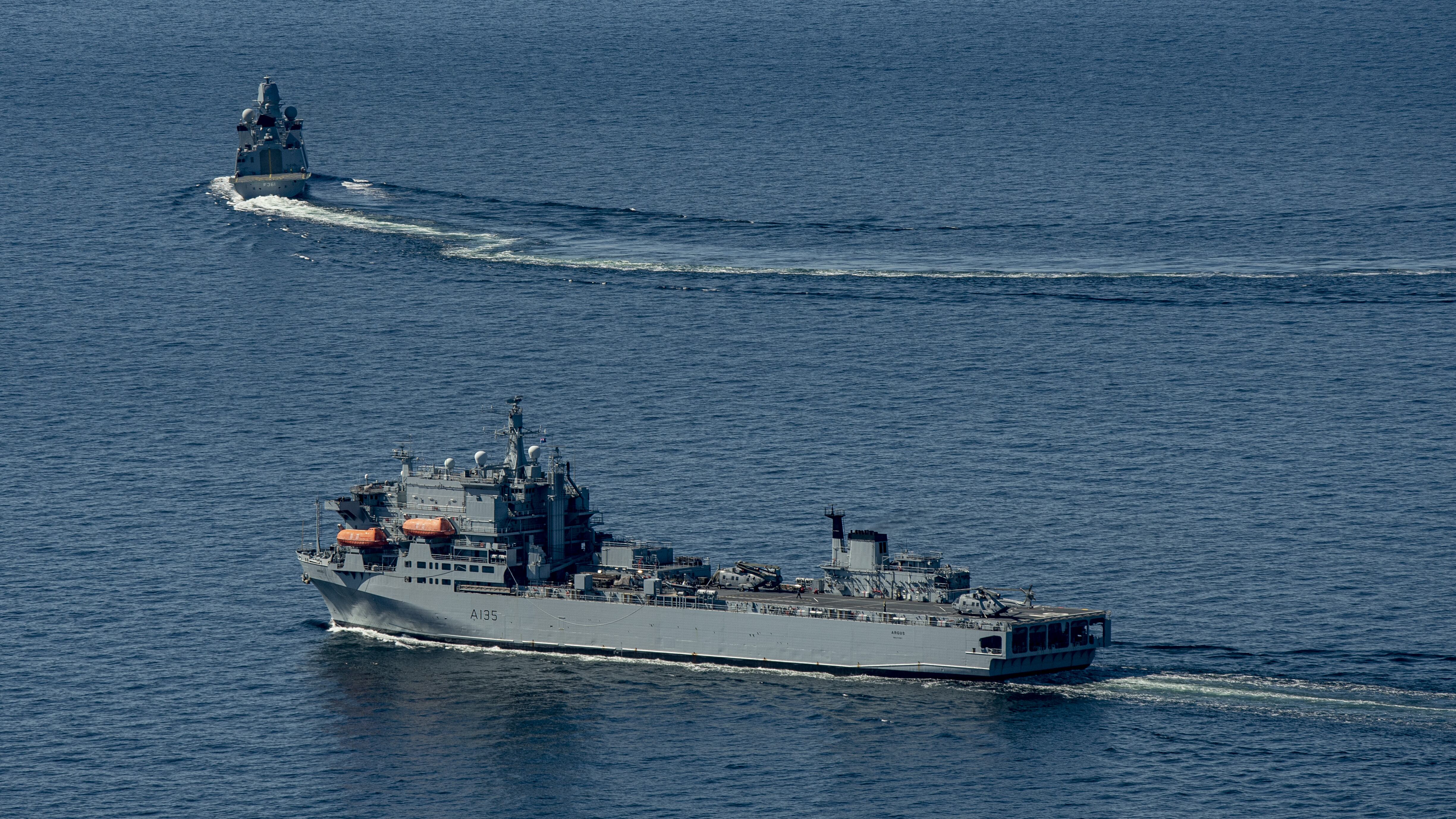 "È una minaccia". Qual è l'isola che può scatenare la guerra tra Nato e Russia