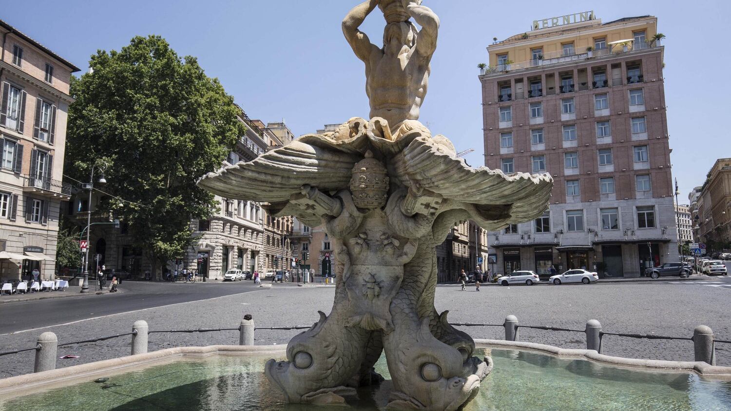 Solo 96 ore per ritrovare l'acqua perduta. Poi per i romani comincia l'estate africana