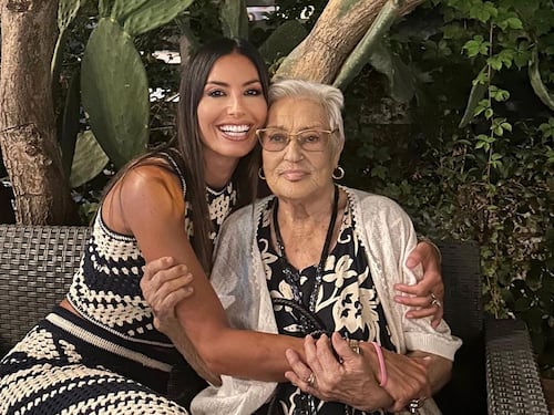 "Il mio cuore è pieno di tristezza e dolore...". L'annuncio di Elisabetta Gregoraci