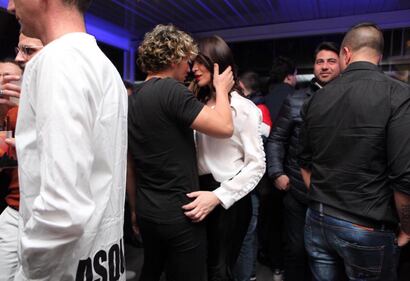 Chando le nuove foto con Manila Gorio in atteggiamenti intimi 1