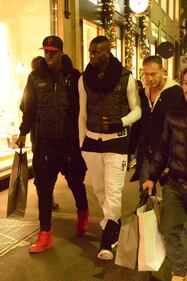 Balotelli, shopping a Milano 5