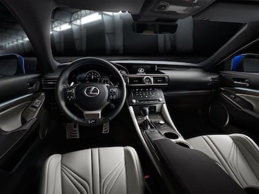 Lexus RC F: tremate Audi RS5 e Mercedec C 63 AMG 8