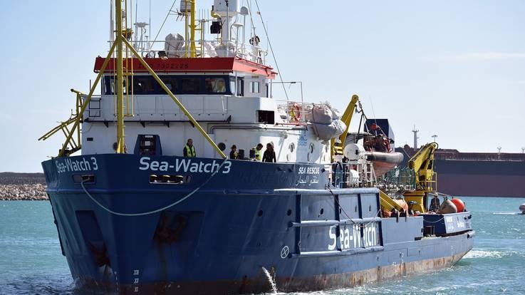 “Ci hanno sparato”. La Ong tedesca denuncia l’attacco libico e punta il dito contro l’Italia
