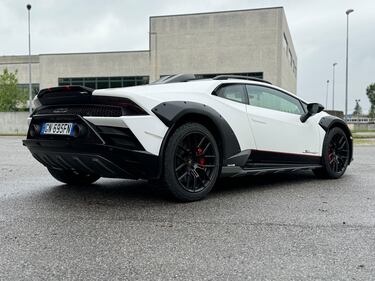 Lamborghini Huracan Sterrato: la gallery della nuova supercar Italiana da 610 CV 8