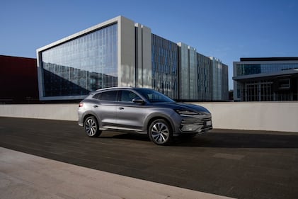 Le foto di BYD Seal U DM-i: il SUV plug-in che punta tutto su comfort ed efficienza 3