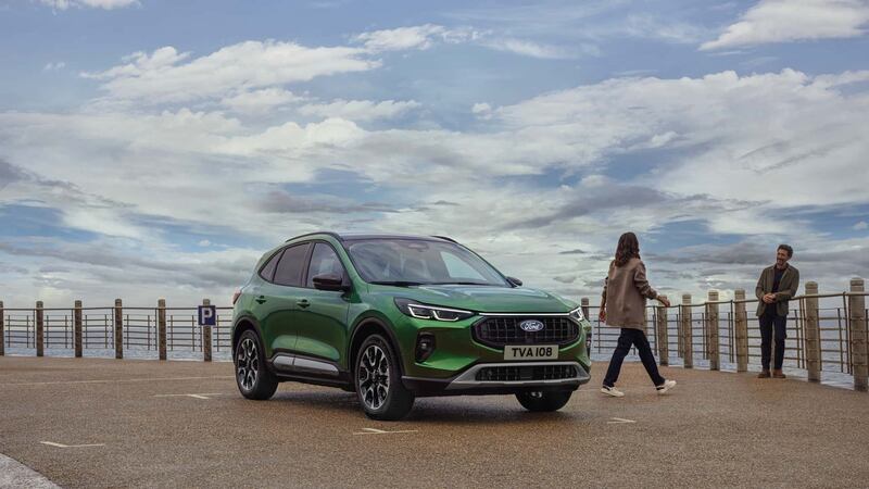 Nuova Ford Kuga restyling, guarda tutte e foto 12