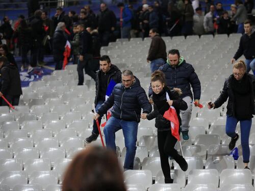 Nello stadio durante le esplosioni: "Come in una guerra medievale"