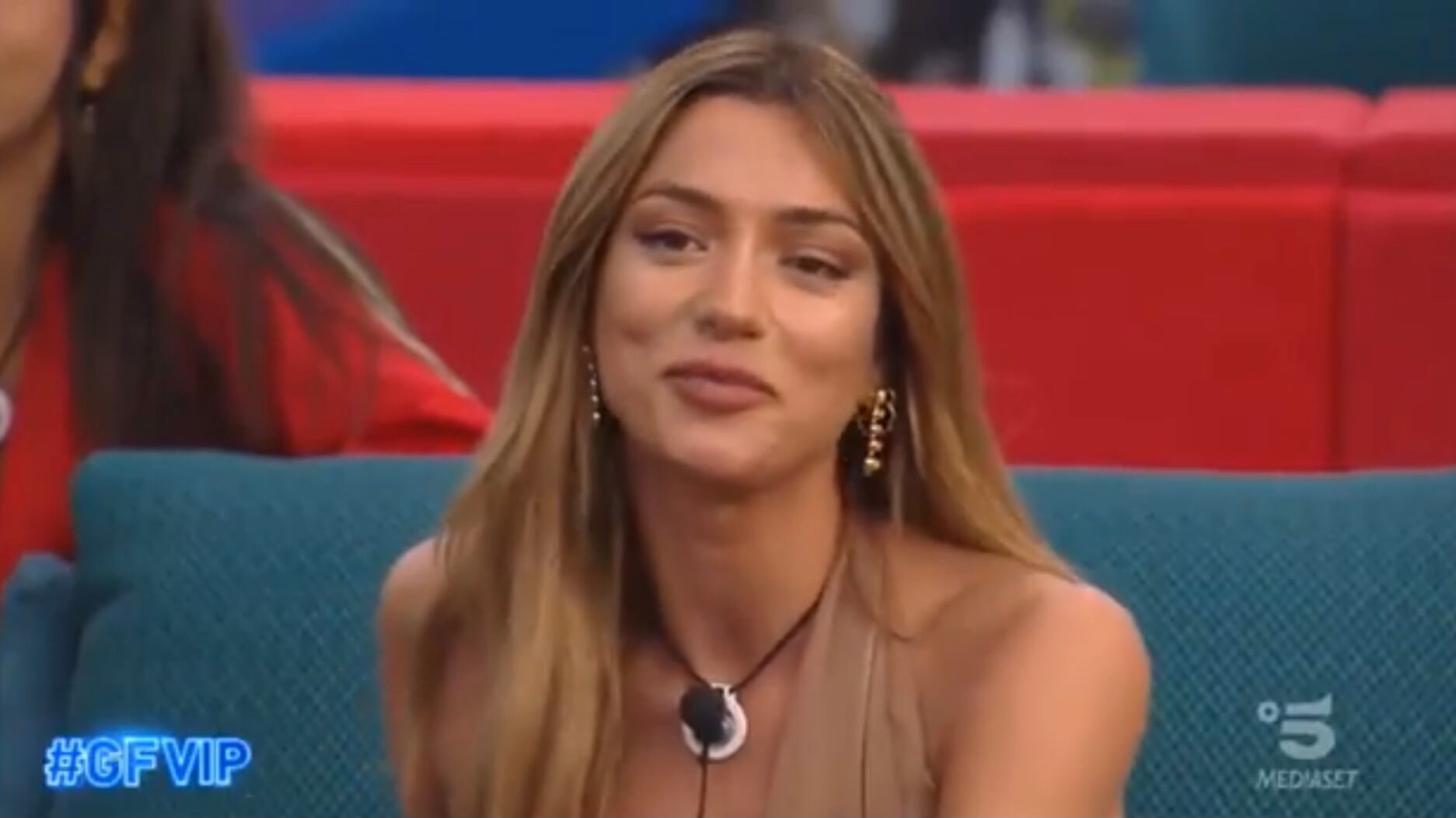"Str...", "Perfida". Scoppia già la "rissa" al Gf Vip