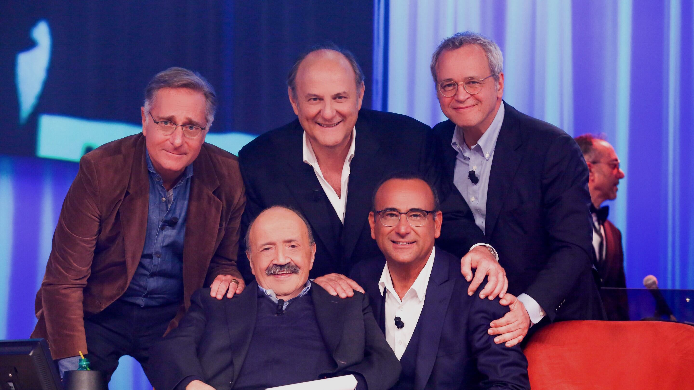 Scotti, Bonolis, Conti: i tre tenori della tv si raccontano da Maurizio Costanzo