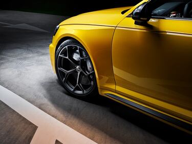 Audi RS 4 Avant edition 25 years, guarda tutte le foto 6