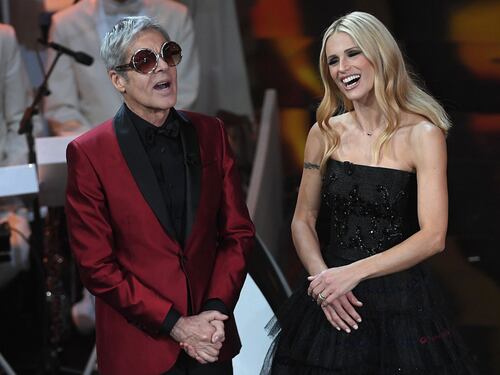 Michelle Hunziker, sexy conduttrice a Sanremo 2018