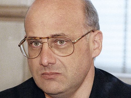 Dopo 26 anni di carcere, torna libero il falso medico che sterminò la famiglia