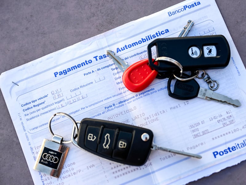 Addio al Superbollo? Cosa può cambiare e per quali auto: la soglia e i benefici per le casse dello Stato