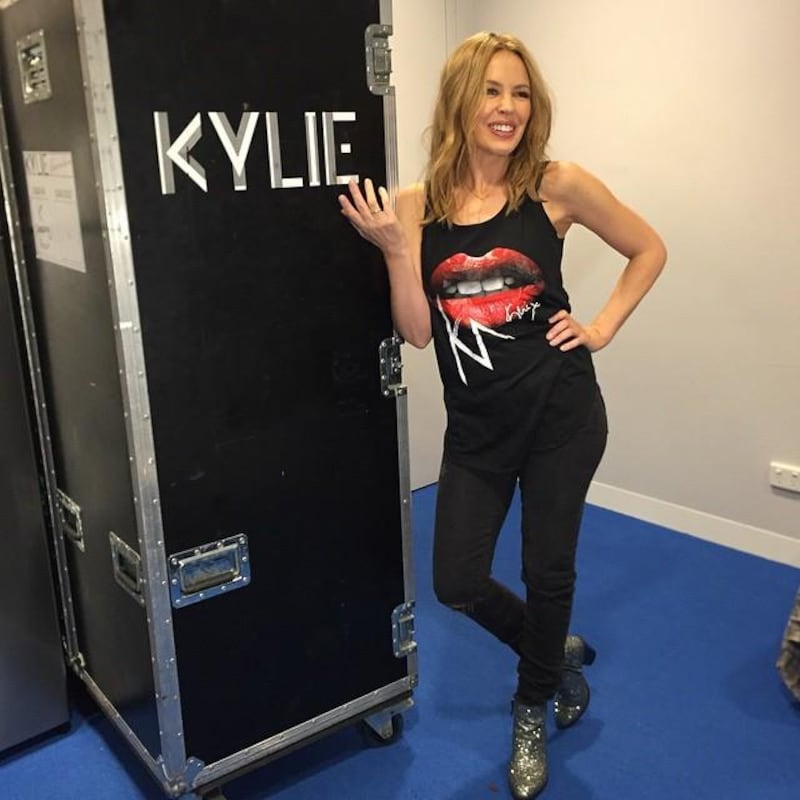 Chris Martin, solo bionde e sexy: addio a Jennifer Lawrence, ora Kylie Minogue 10