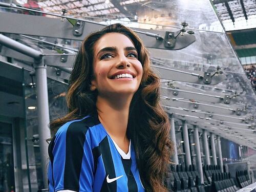 Jessica Kahawaty, la sexy modella australiana con l'Inter nel cuore
