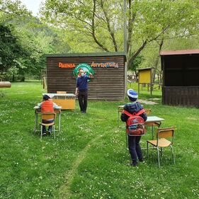Biccari, le immagini della scuola nel bosco 1