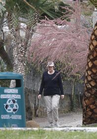 La Merkel a Ischia tra pilates e verdurine 3