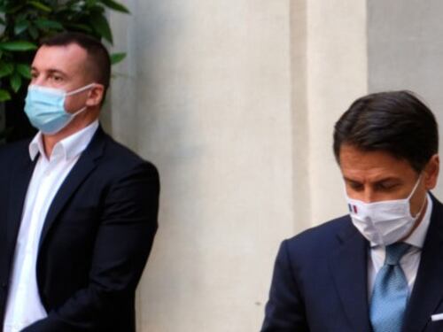 "Casalino, ma parli ancora...?" Cosa accade tra Conte e Rocco