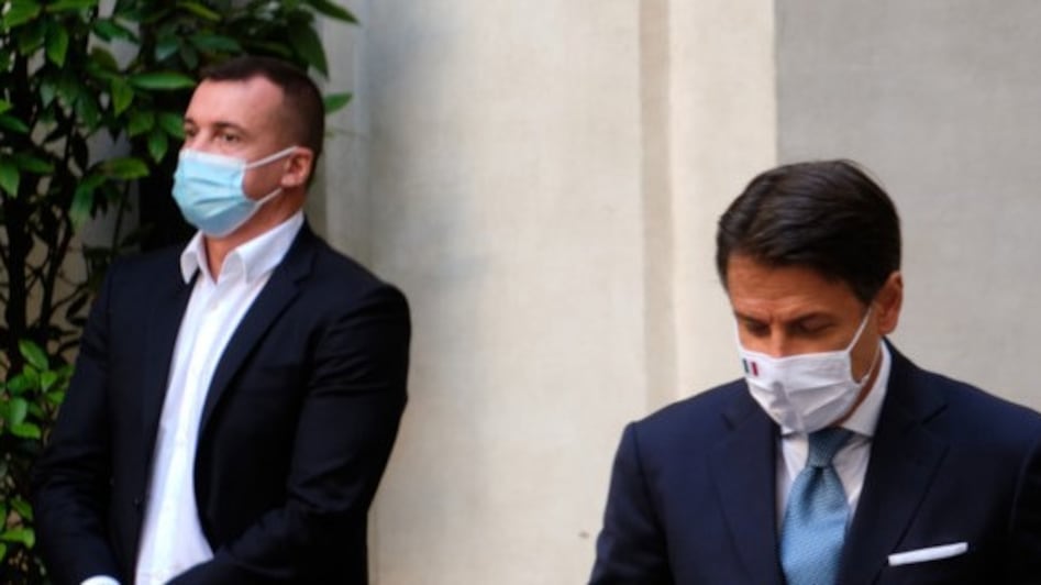 "Casalino, ma parli ancora...?" Cosa accade tra Conte e Rocco