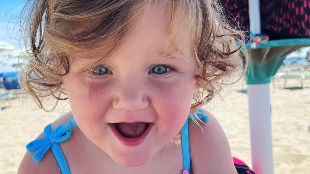 Venezia, bimba ingoia tappo e muore. Elisoccorso in avaria non decolla