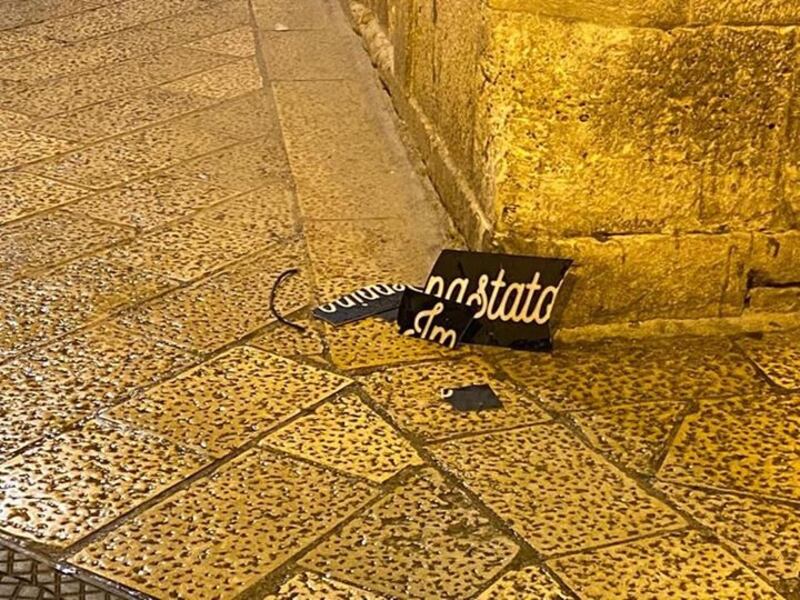 Luminarie contro la mafia distrutte a Bitonto