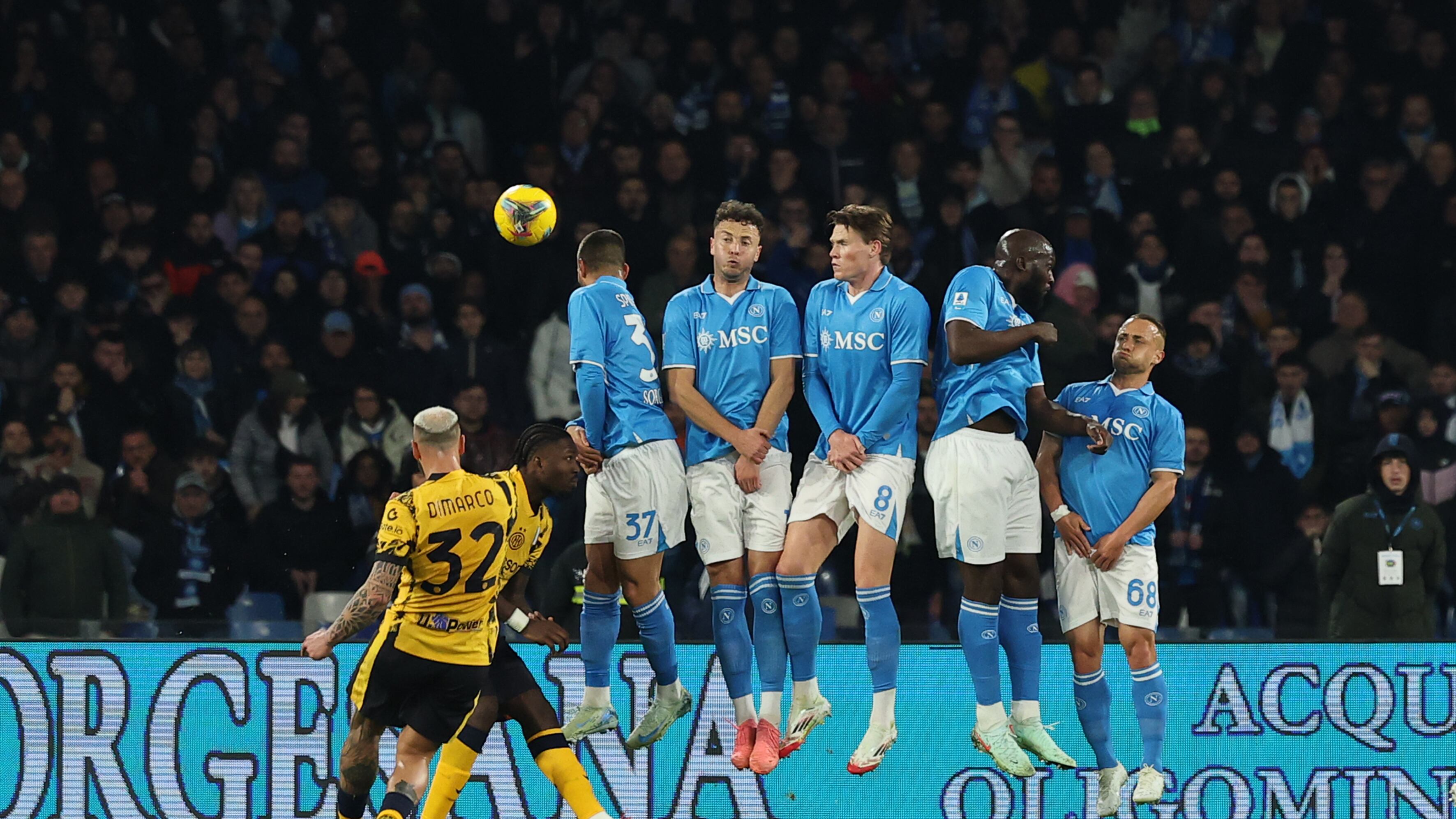Napoli Inter Dimarco punizione