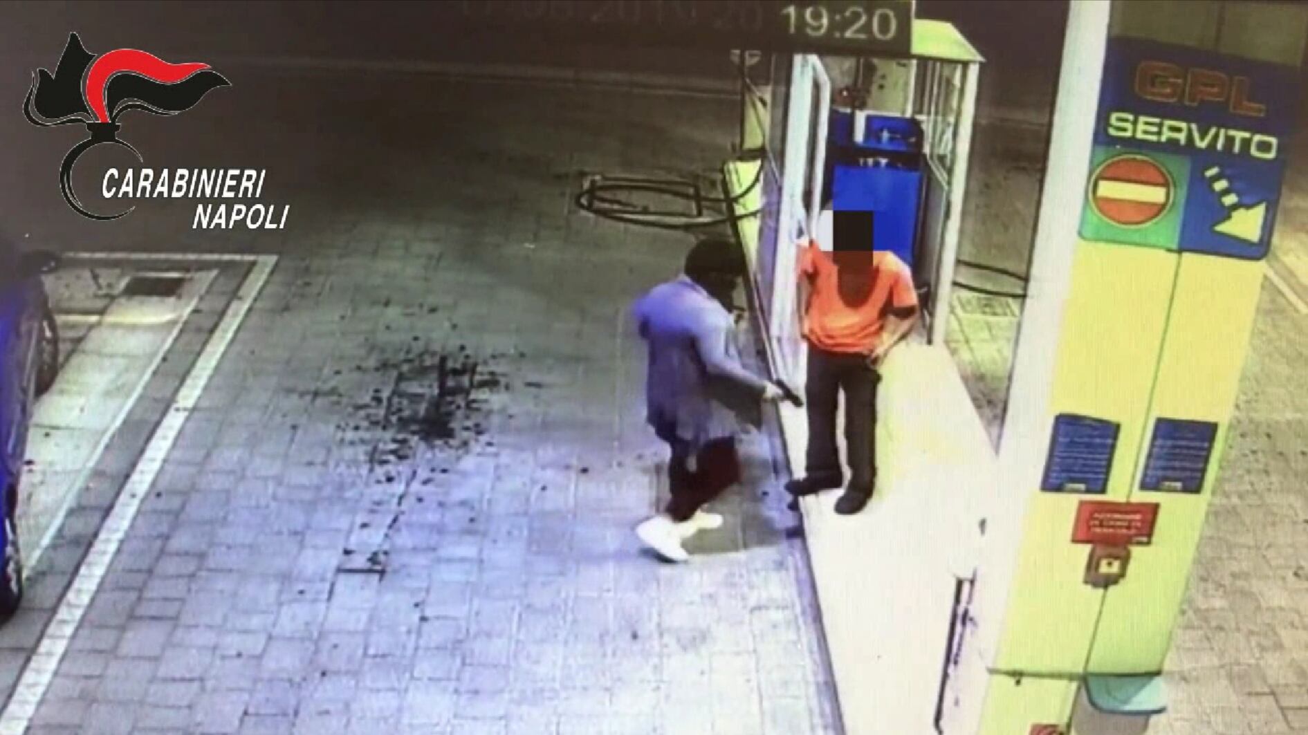 Nel Napoletano rapinatore seriale smascherato dal braccio invalido