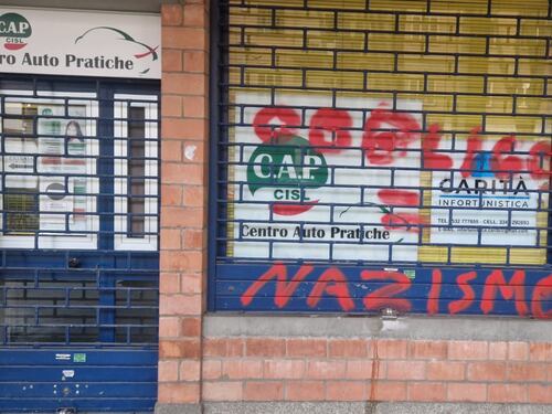 "Obbligo=nazismo": i no vax attaccano ancora i sindacati