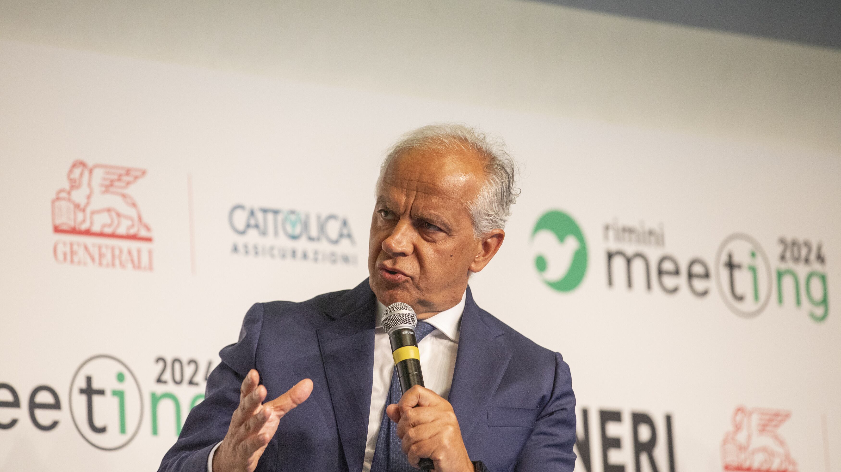 Cittadinanza, Piantedosi chiude allo Ius Scholae: "Italia prima nelle concessioni"