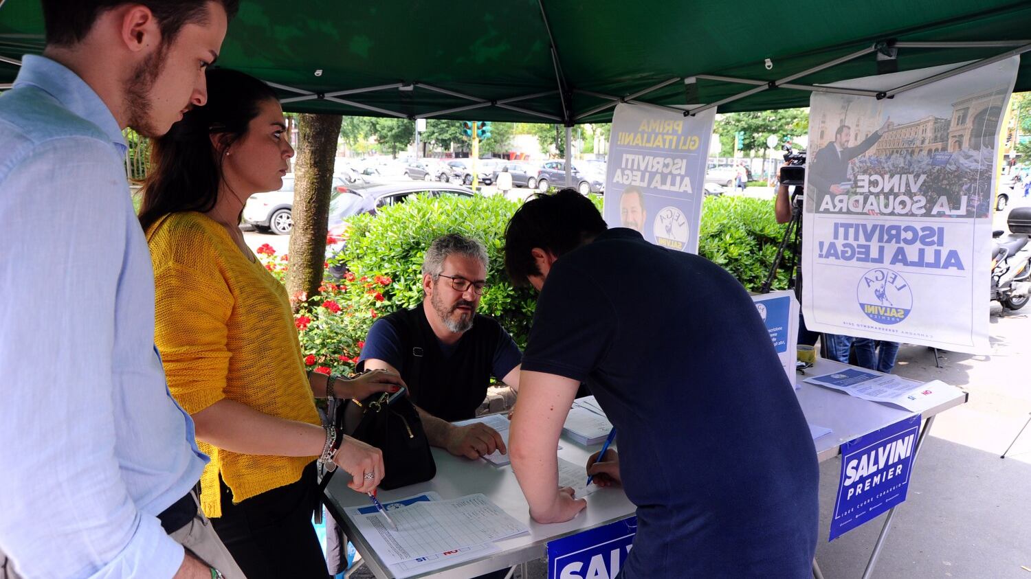 Nel week end la Lega ha raccolto 200mila firme contro il governo