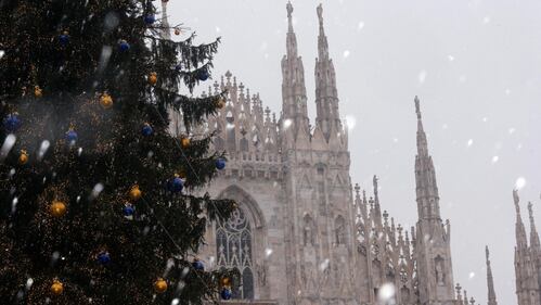 Su Milano è scesa la prima neve 3