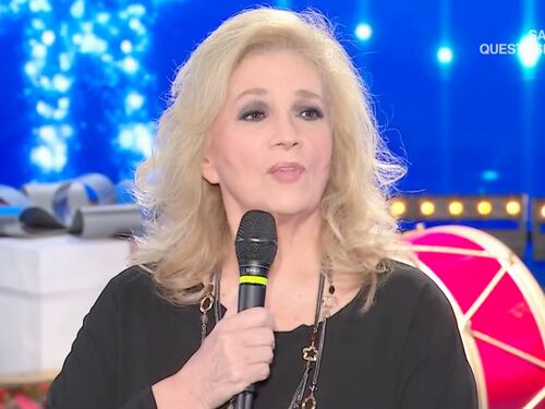 "Fate il presepe, non lasciatevi intimidire". L'appello di Iva Zanicchi per il Natale