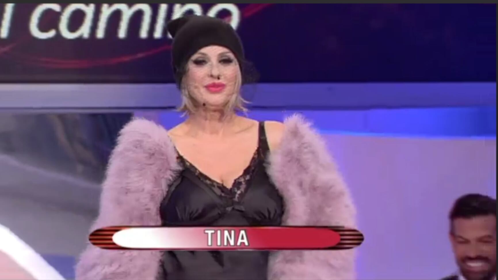 Tina Cipollari, un'amica avrebbe confessato: ''ecco perché è ingrassata''