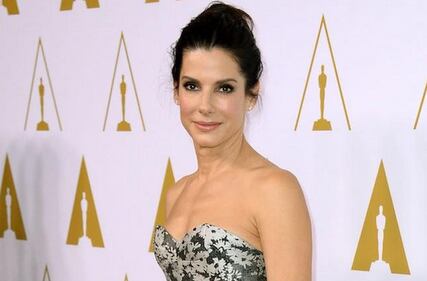 Sandra Bullock donna più bella del 2015 5