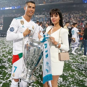 Cristiano Ronaldo si gode le vacanze con la sua Georgina in attesa della Juve 8
