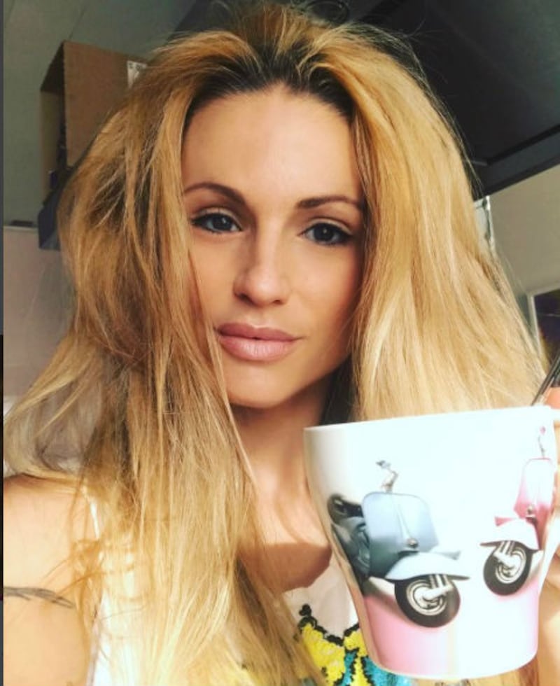 Michelle Hunziker sexy tra Ariston e vita privata 12