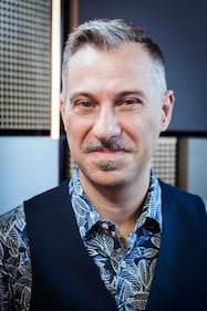 Gabriele Corsi nello studio di "Deal With it - Stai al gioco” 4