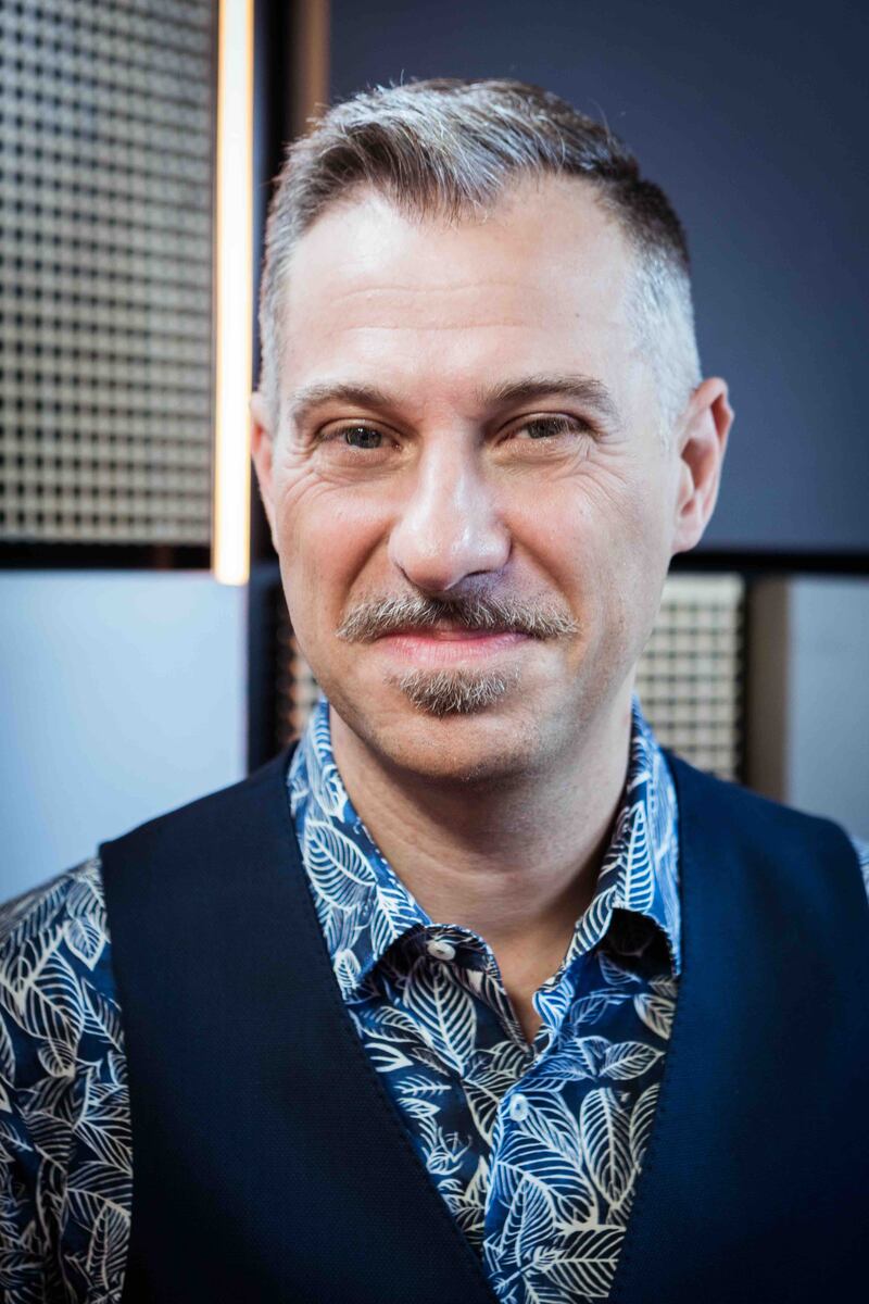 Gabriele Corsi nello studio di "Deal With it - Stai al gioco” 4