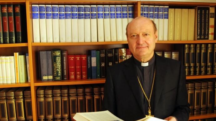 "Ascolto il rap e uso Twitter per parlare della Bibbia"
