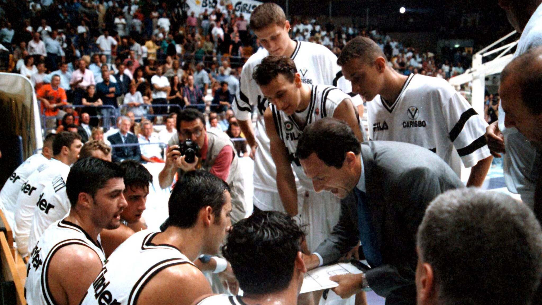 Olimpia-Virtus: il "derby d'Europa"del basket italiano è tornato. Ci era mancato
