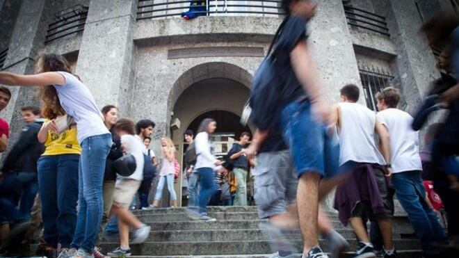 La solitudine dei maturandi batte le tracce "impegnate"