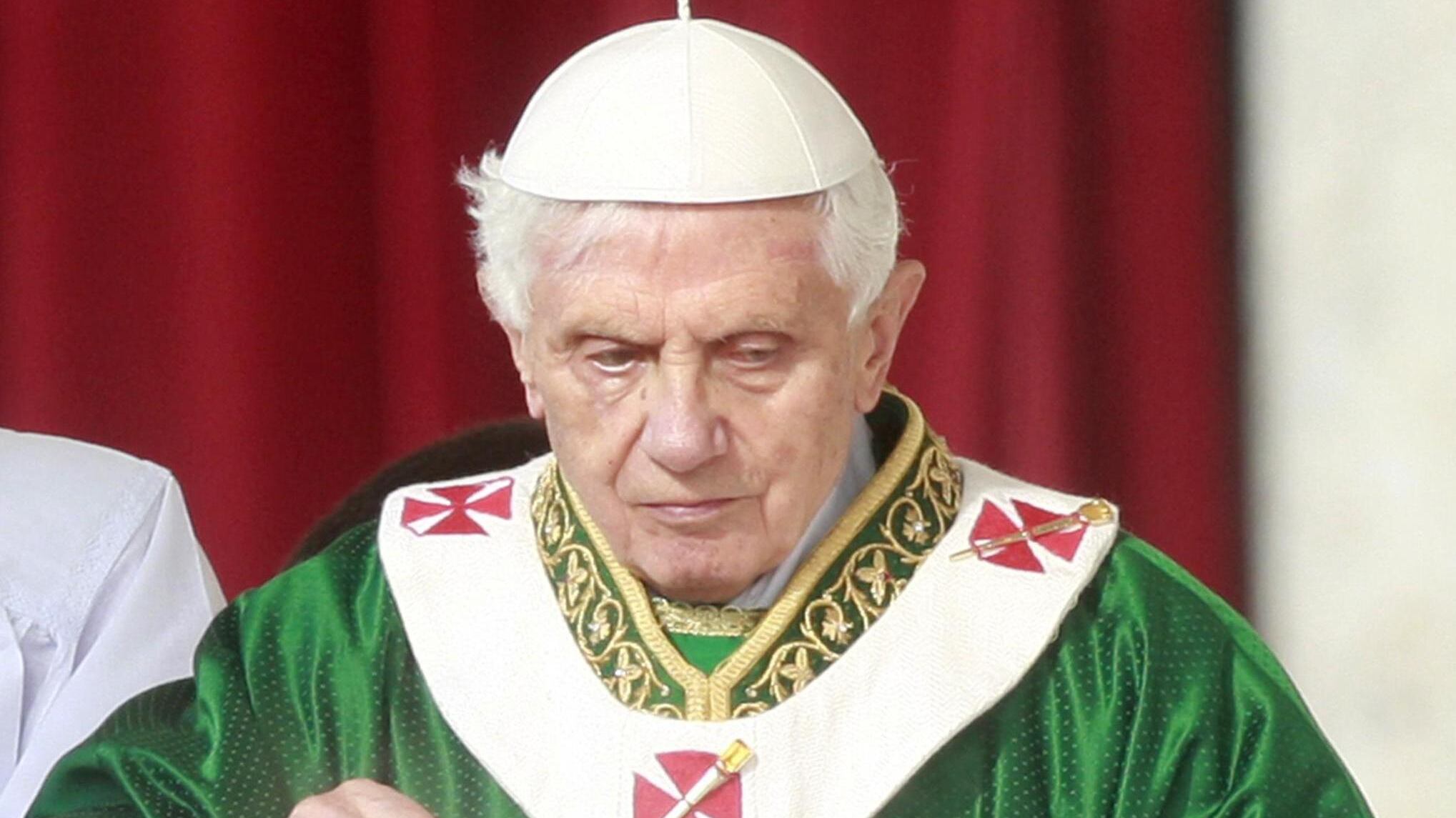 Il Papa: unioni gay offensive per la pace