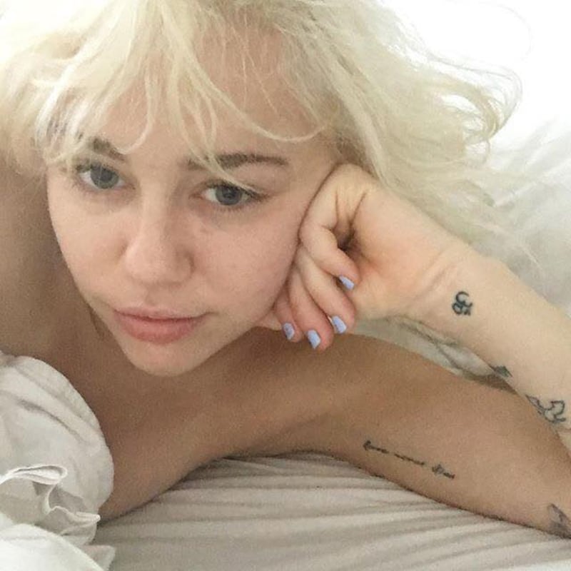 Miley Cyrus, twerking e linguacce sui social: foto 2