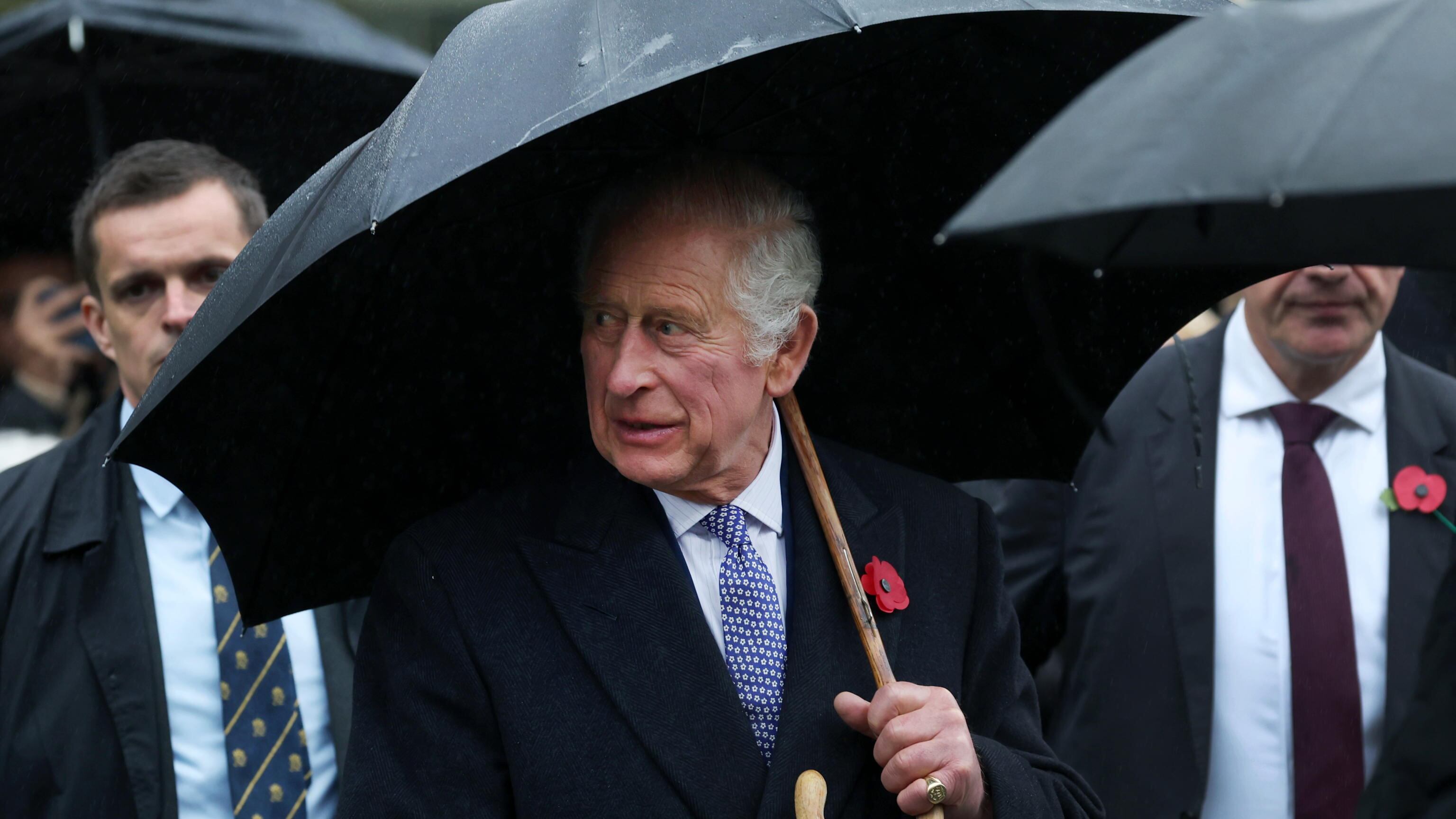 "Vietato fare il suo nome". Il diktat di Carlo contro Harry per il suo compleanno