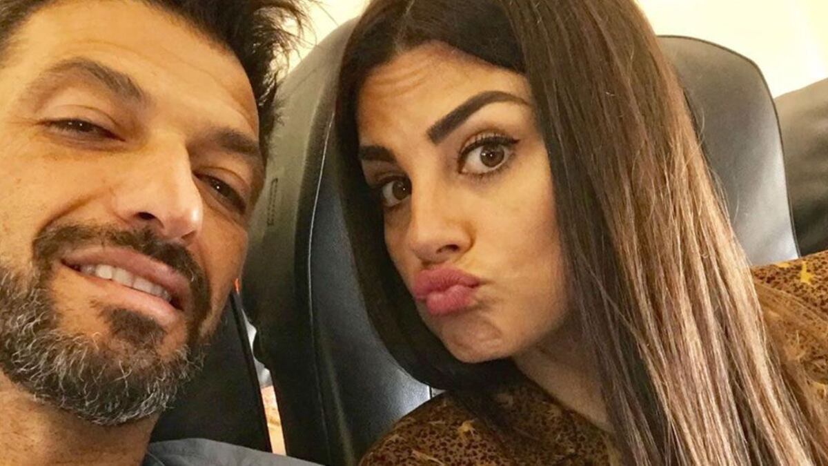 Serena Enardu e Pago di nuovo insieme: la dedica al ristorante e il video virale